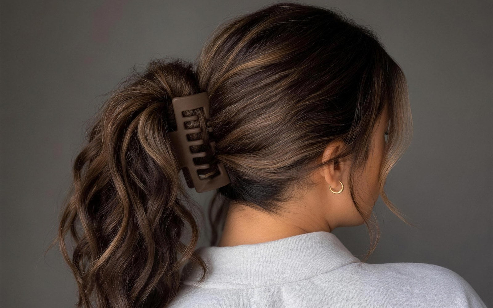 Alora hat claw clips holding thick hair